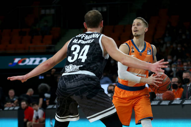 高强度的比 高强度的比