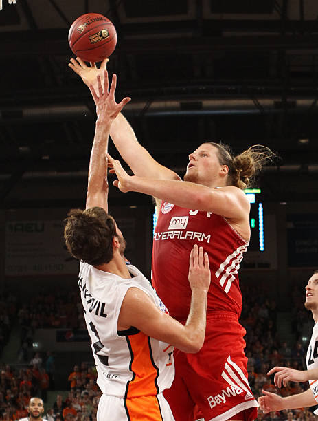 星崭露头角 星崭露头角